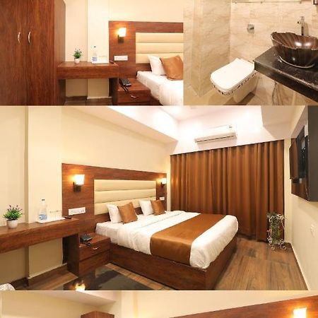Hotel Blueark Lucknow Esterno foto